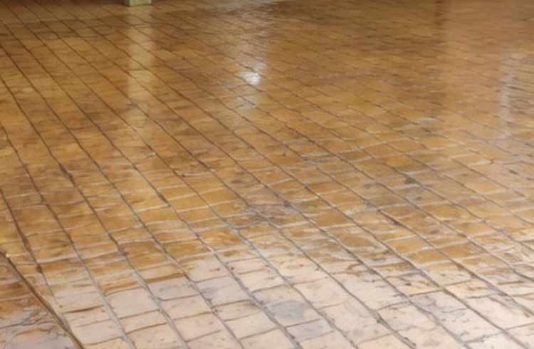 Matte finish on patterned concrete